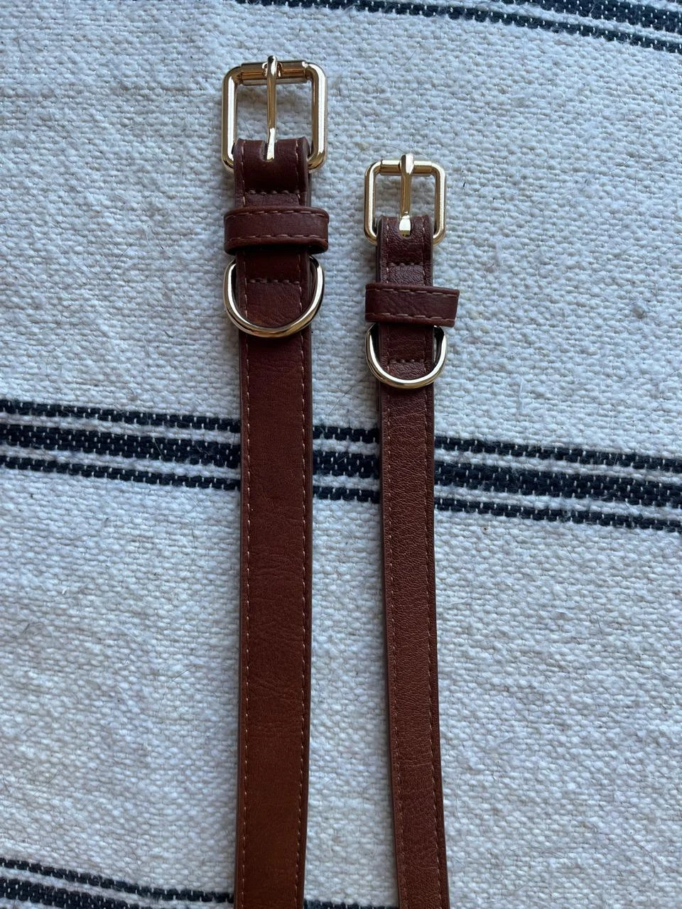Collar marrón con hebilla